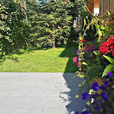 U Bzyka Bed & Breakfast 3*